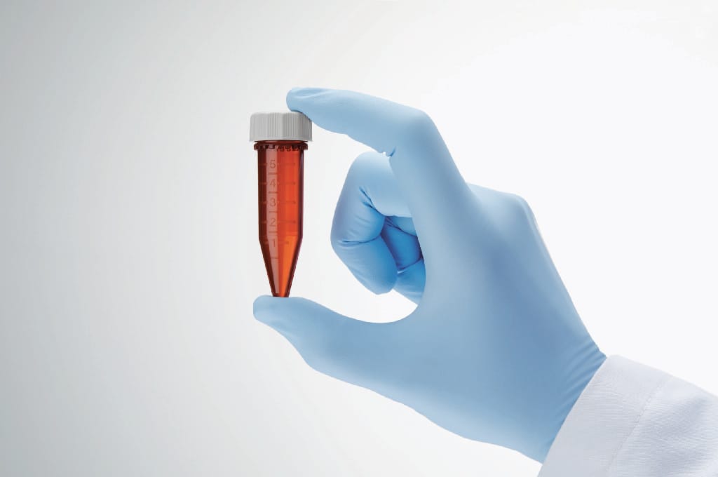 Eppendorf Tubes® Microtubes with Screw Cap, 5,0 ml | VWR, part of Avantor
