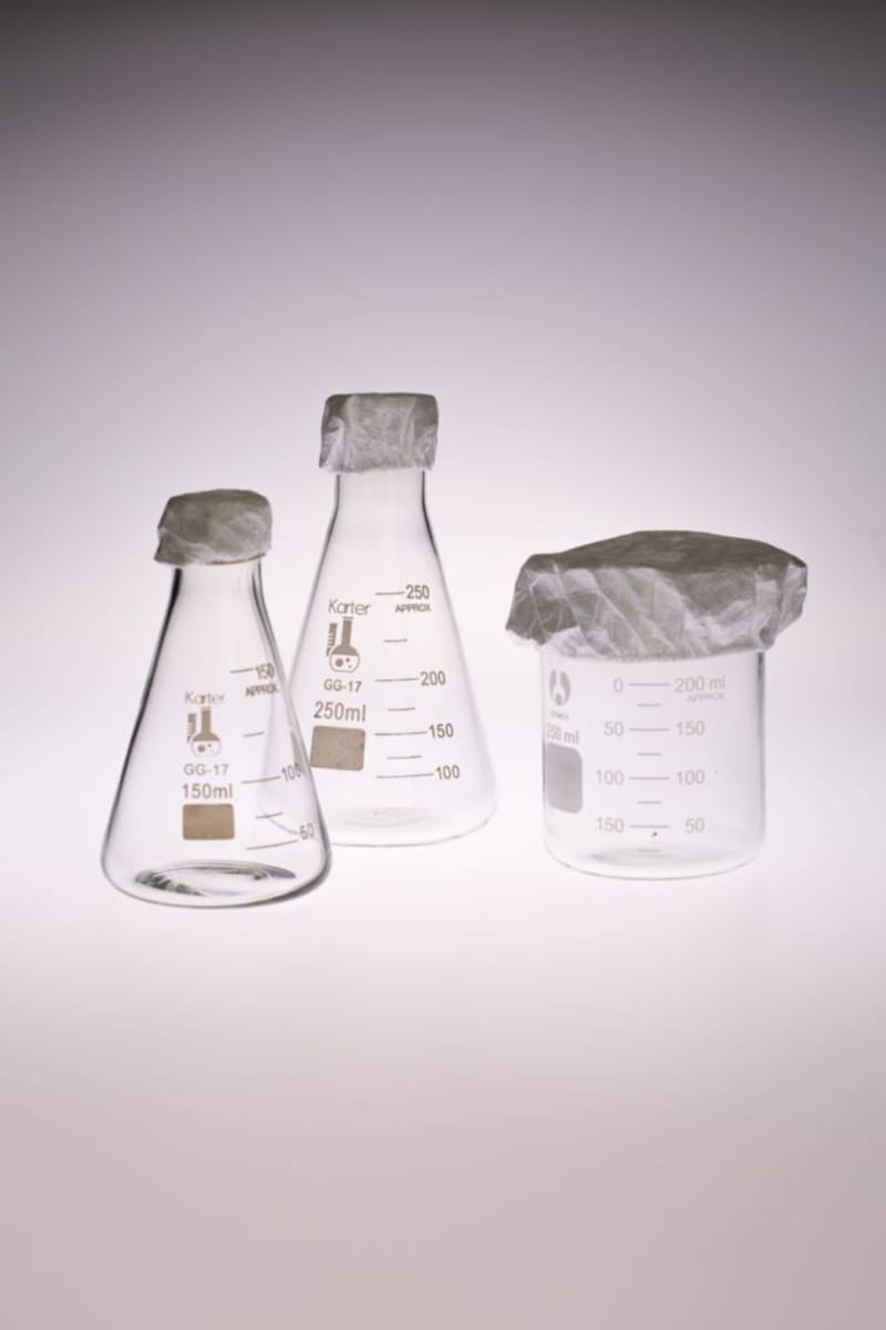Autoclavable Muff Covers, DuPont™ Tyvek® | VWR, part of Avantor