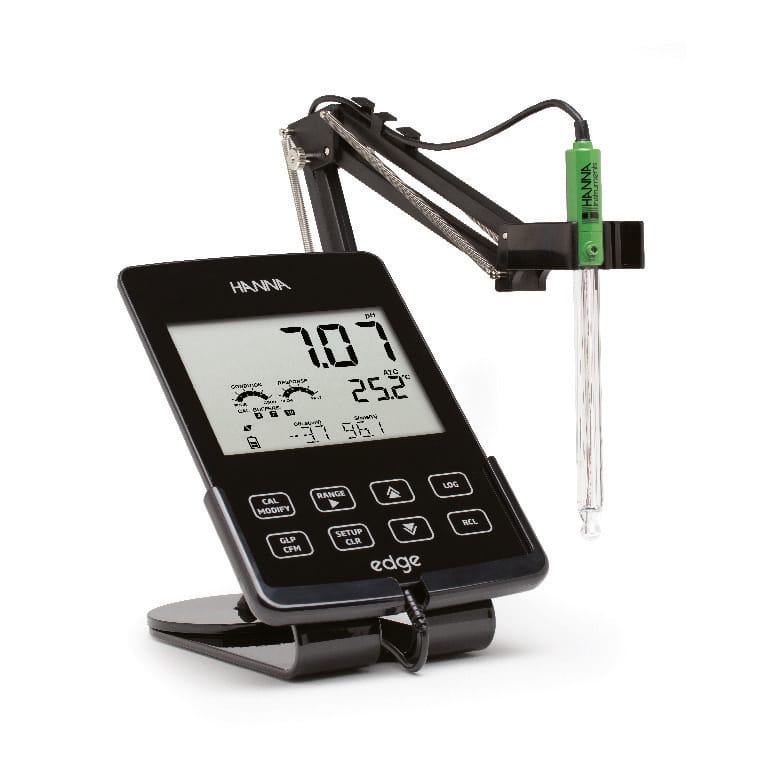 Multiparameter pH meter