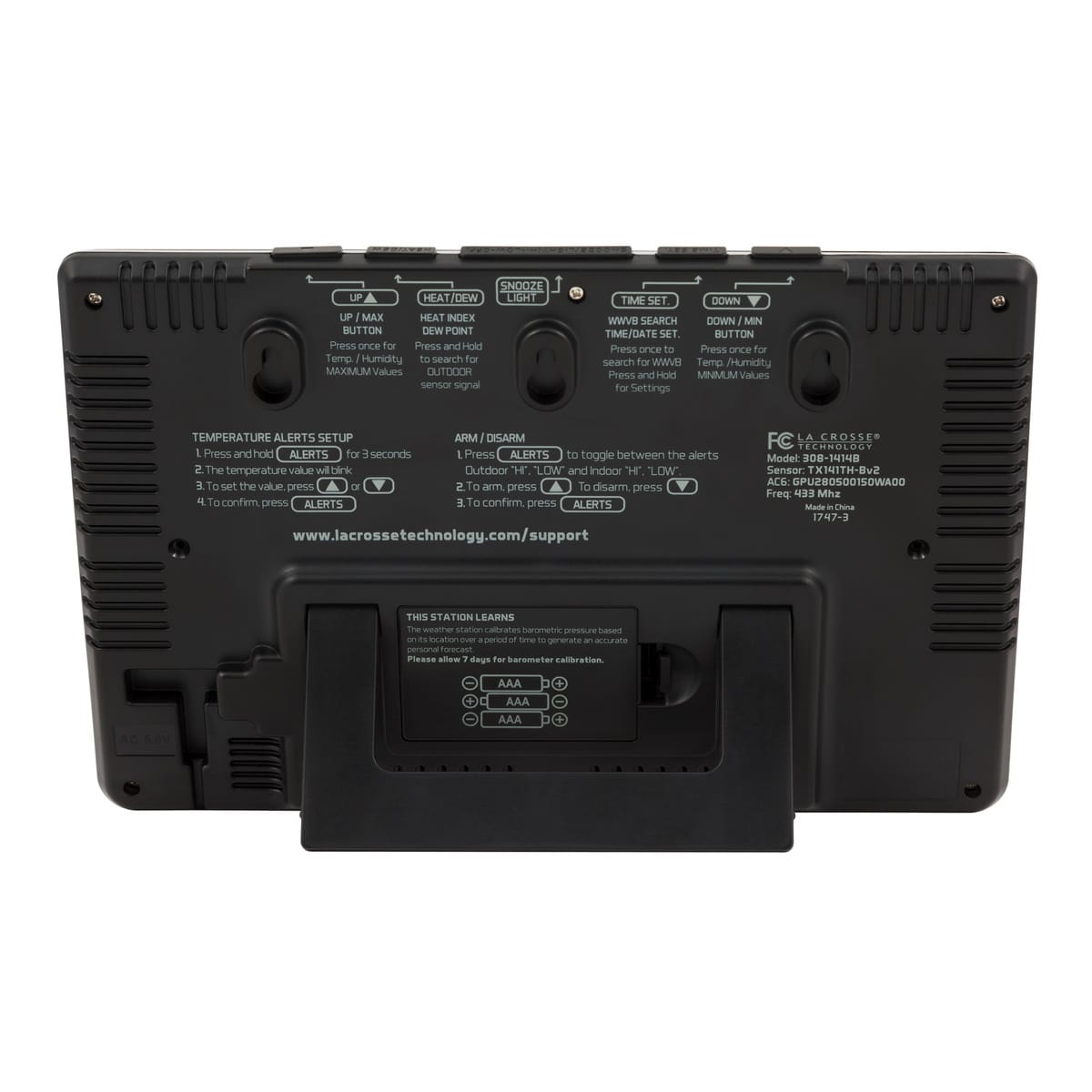 La Crosse Technology Wireless Color Forecast Station with Mold Risk Display