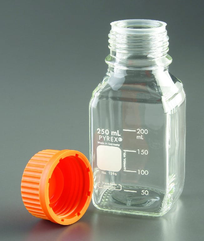 PYREX® Square Bottles with Screw Caps
