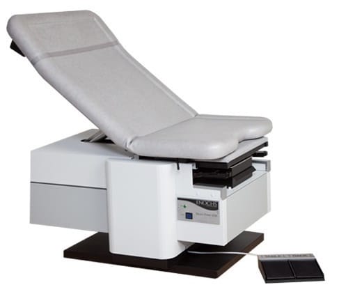 ENCORE 4250 Easy Access High-Low Power Exam Table with Electrical Receptacles and Instrument Warming Drawer, Enochs