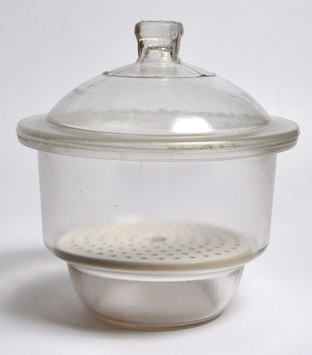 Desiccators, Glass