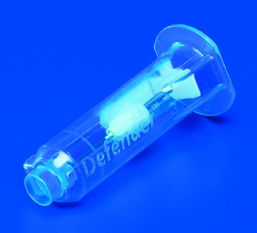 DEFENDER™ Safety Needle Holders, Covidien