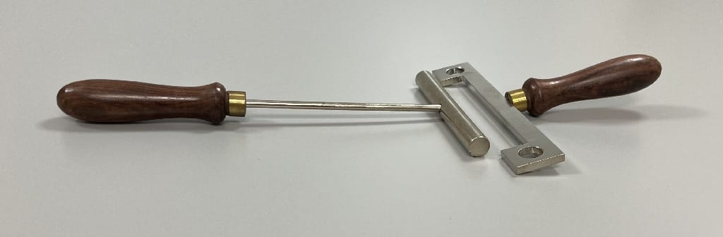 Bar and Gauge Apparatus