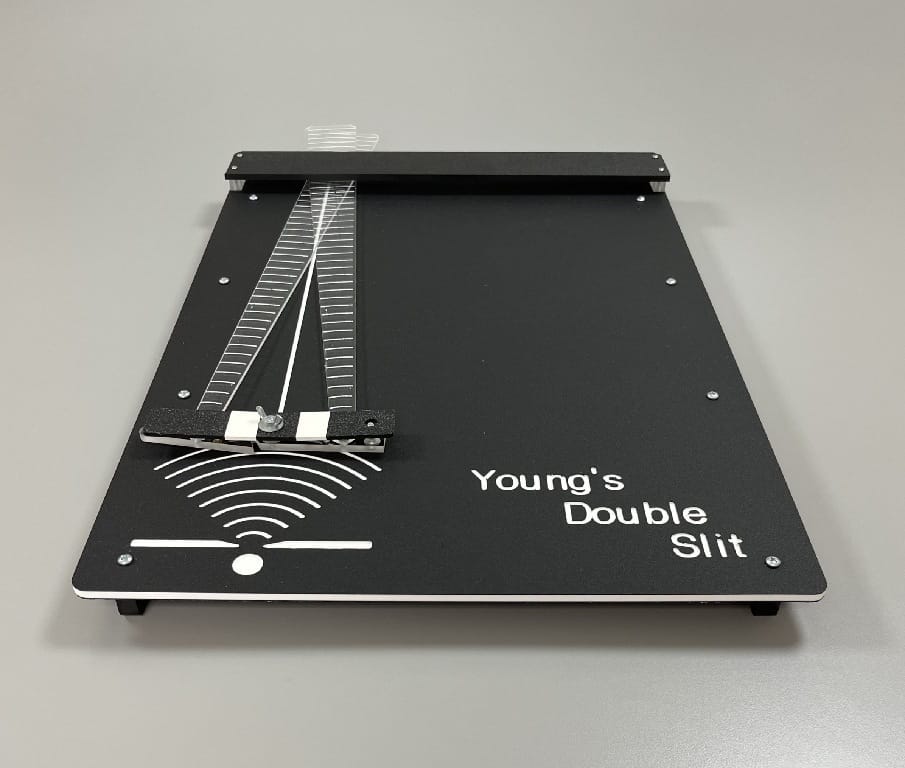 Young's Double Slit Apparatus