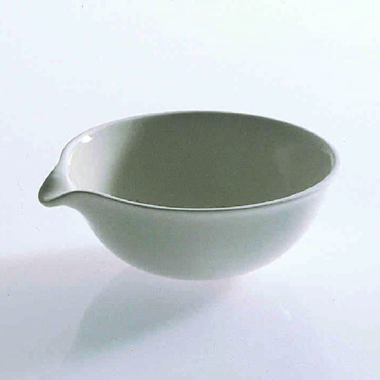 Porcelain Evaporating Dishes