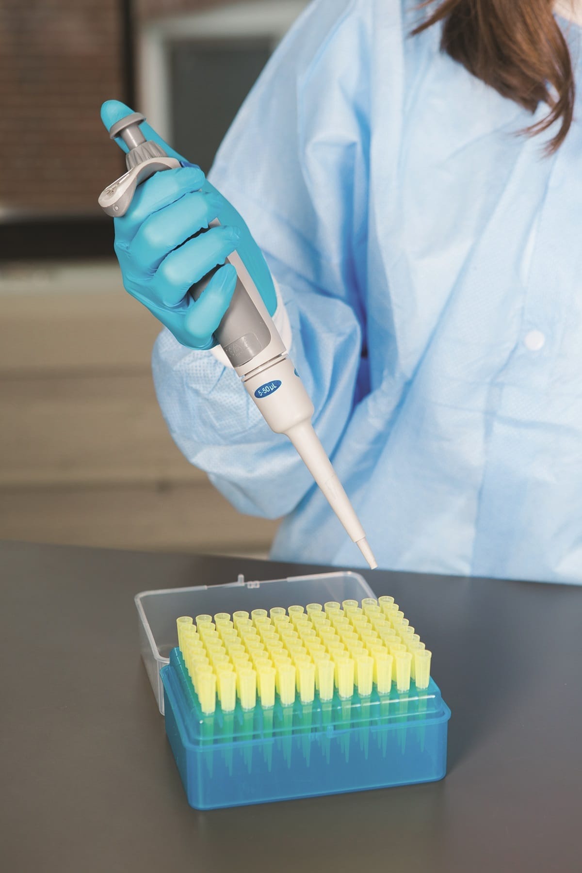 Edvotek® Variable Micropipettes