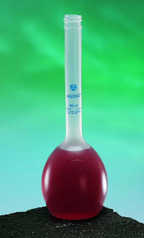 Polypropylene Volumetric Flasks with Screw Caps