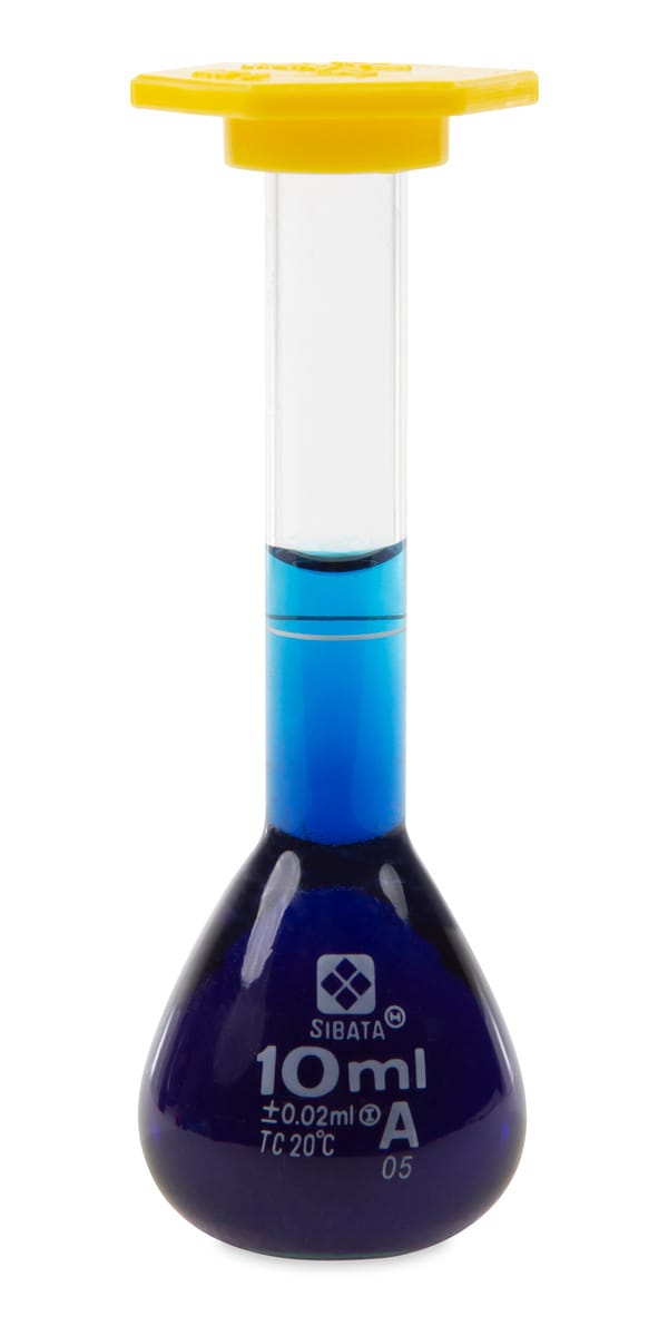 Vee Gee Volumetric Flasks with Snap Cap