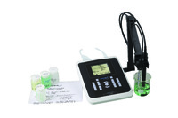 VWR® pHenomenal® MU 6100 L Multi-Parameter Meter (pH/conductivity/oxygen), Bench