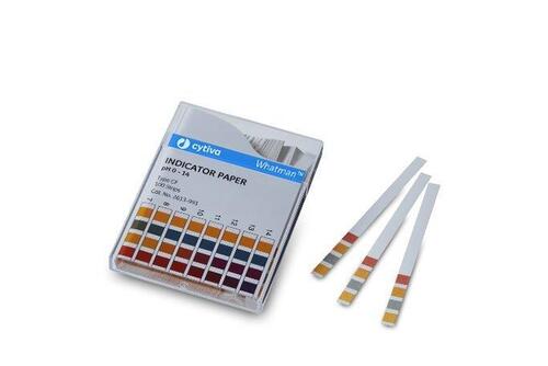 Whatman™ pH Indicators with Integral Comparison Strips, Whatman products (Cytiva)
