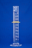 Cylinder, To Deliver, Single Metric Scale, With Bumper Guard, Plastic Hexagonal Base, Made from borosilicate 3.3 Glass in heavy duty construction, reinforced top bead and with pour spout, Graduated Interval: 1 to 25ml, Sub Division: 0.5ml, Height: 138mm, Volume: 25ml