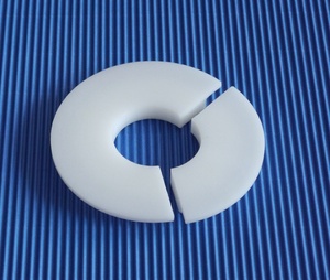 Plastic ring for cold trap