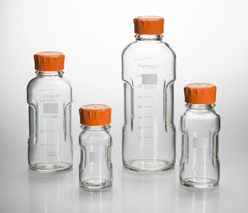 PYREX® Media Bottles, Wide Mouth, Graduated, with Plug Seal Screw Cap, Corning