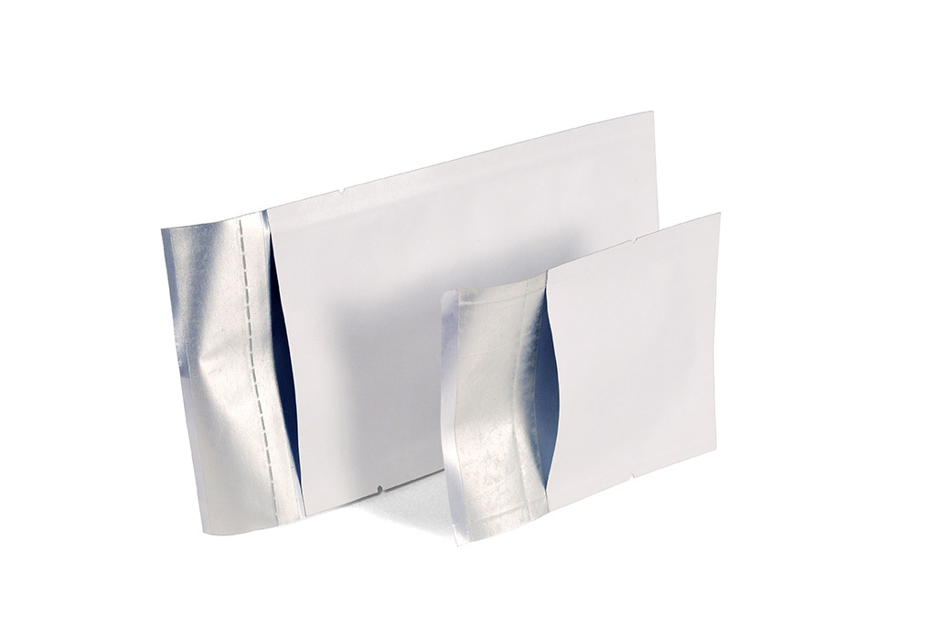 Multi-Barrier Pouches (Small), Qiagen