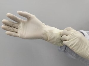 Latex sterile gloves