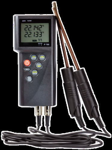 DIGITAL DUAL CHANNEL THERMOMETER