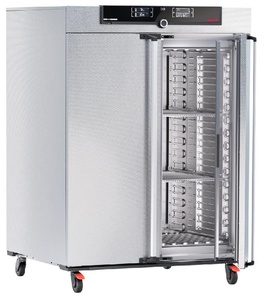 Cooled incubators with Advanced Peltier technology